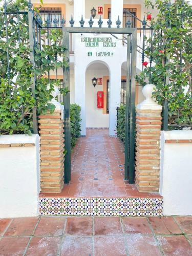 Cozy Apartment - Sea Views - Near To Beach