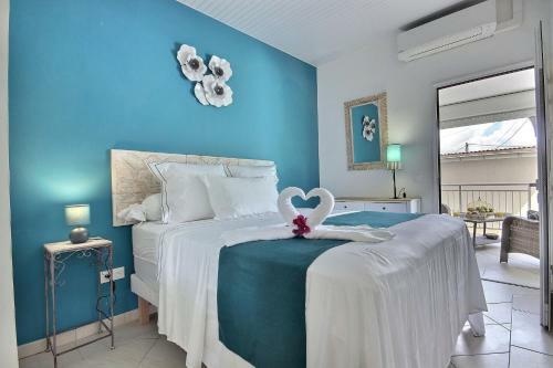 Villa Perle D'or, Dans Bourg de Sainte-anne, Jacuzzi, Plage � 5' � Pied