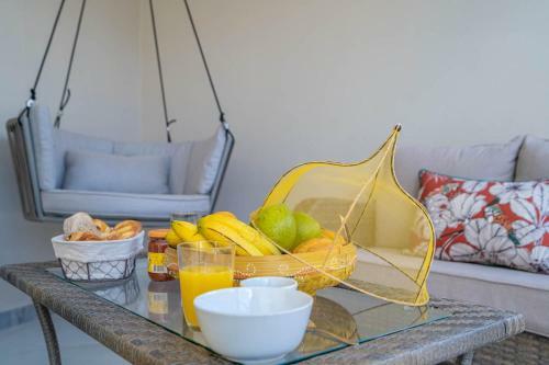 Villa Perle D'or, Dans Bourg de Sainte-anne, Jacuzzi, Plage � 5' � Pied