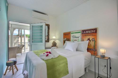 Villa Perle D'or, Dans Bourg de Sainte-anne, Jacuzzi, Plage � 5' � Pied