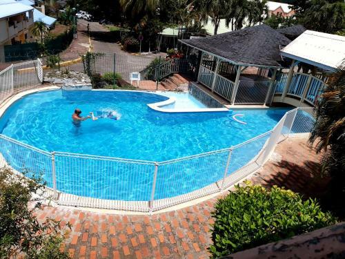 Apartamento Duplex Climatis� - Piscine-plage - 1 � 4 Personnes
