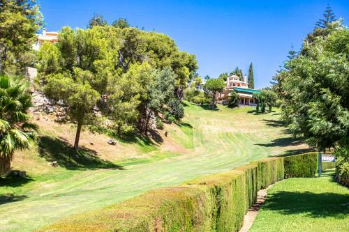 Nice 3 Bedroom Apartment In La Siesta Golf Calahonda