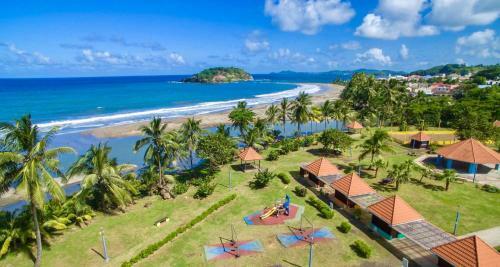 Haut De Villa Dans Son �crin De Verdure