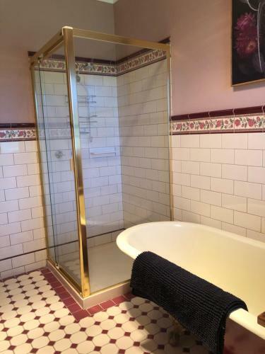 Hostal Sea Change Guesthouse