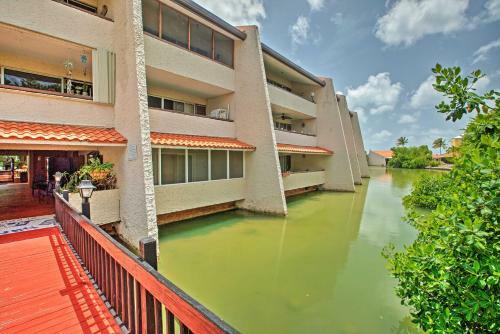 Apartamento Beachfront St Croix Condo With Pool And Lanai!