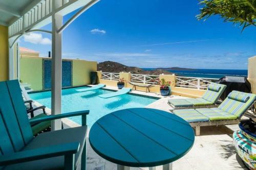 Villa Splash Of Lime - Private Hilltop Pool Oasis!