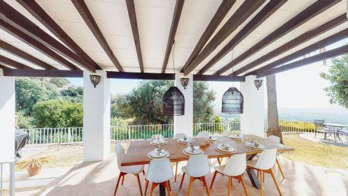 Villa Las Monjas - Astonishing Panoramic Sea View