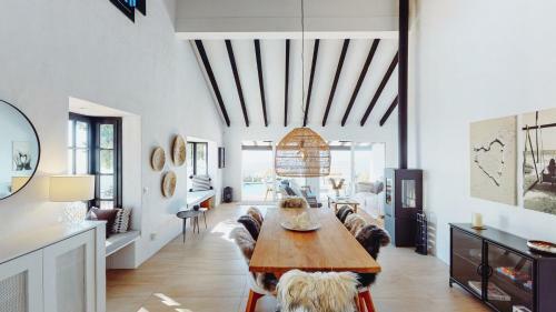 Villa Las Monjas - Astonishing Panoramic Sea View