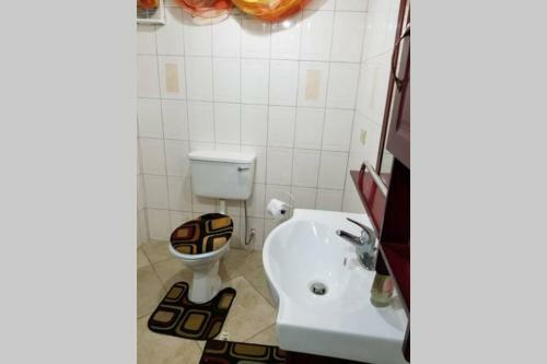 Shalom Apartment