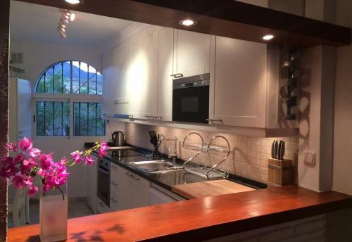 Lovely Apartment In Peaceful Area