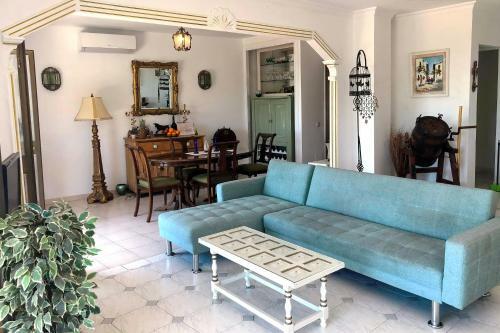 Spacious And Light Two Bedroom Apartment In Mijas!
