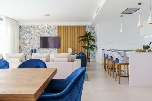 Villa Ct 123 - Caboroyale I