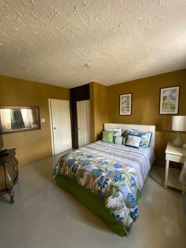 Mobay Vacation Village
