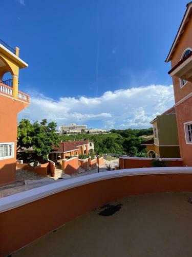 Mobay Vacation Village