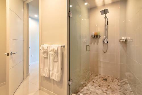 Apartamento Luxury Oceanfront Residence Condo