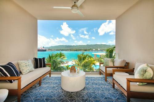Apartamento Luxury Oceanfront Residence Condo