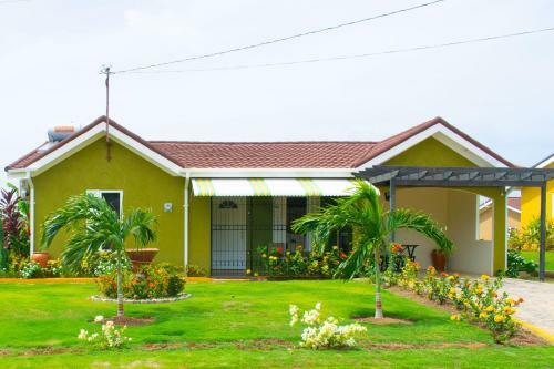 Villa Sweet Retreat Homes