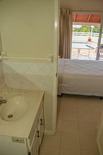 Hostal The Whytehouse Villa