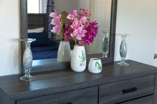 Apartamento La Vue, Montego Bay, Spacious King Bed Suite