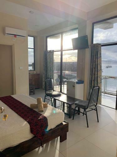 Hotel Bay View Barbers Lodge