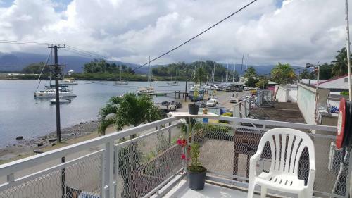 Hotel Bay View Barbers Lodge