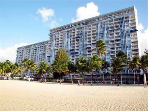 Hobie Oceanfront Apartment At Isla Verde