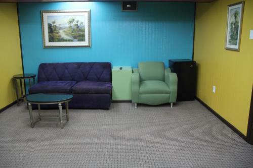 Apartamento Shared Loft - Private 3 Room Unit Sleeps Up To 12