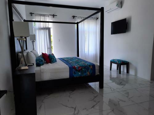 Deluxe Yrie Beach Villa
