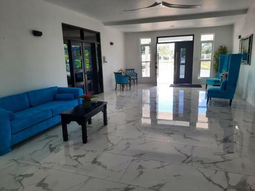 Deluxe Yrie Beach Villa