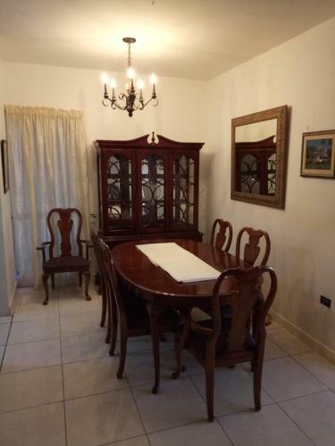 Abbey Court Apartment Suites, New Kingston
