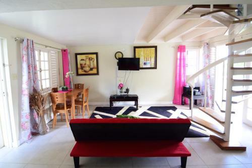 Apartamento River Side Apt 9 @ Mystic Ridge.