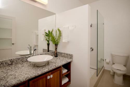 Apartamento Whispering Seas Oceanfront Suite