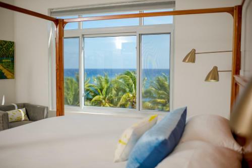 Apartamento Whispering Seas Oceanfront Suite