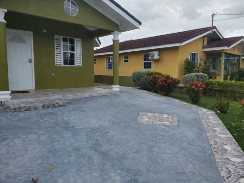 Ocho Villa