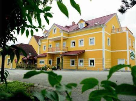 Hostal Dorfwirt