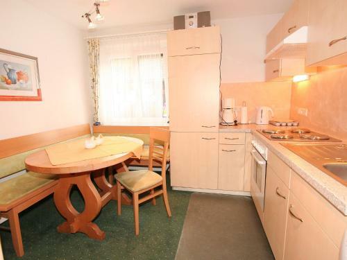 Apartment Haus Enzian Pians