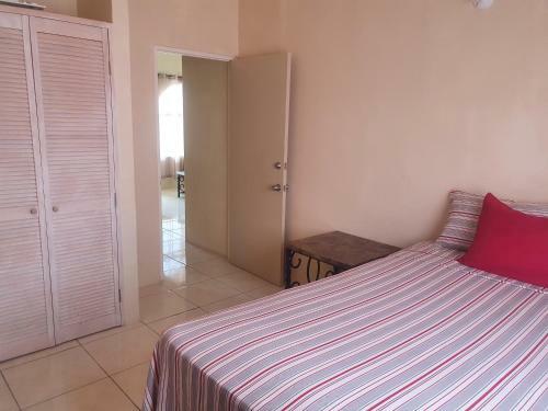 Phoenix Park Village-welcome To Jamrock