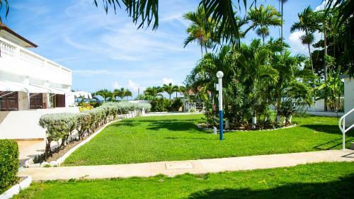 Apartamento Seacrest Beach Hotel