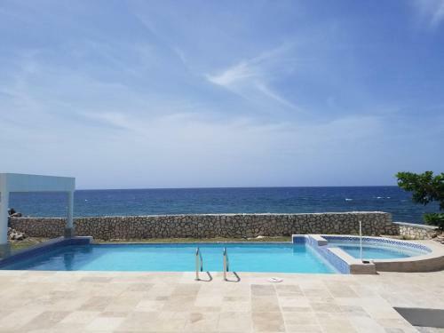 Blue Shores Hideaway Apartment