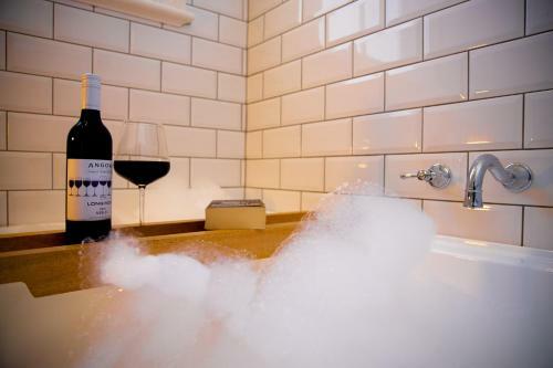 Roseberne Cottage - Luxury Bathurst Getaway!