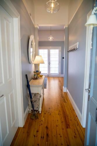 Roseberne Cottage - Luxury Bathurst Getaway!