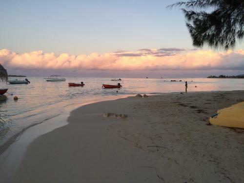 Beach De R�ves De Moorea