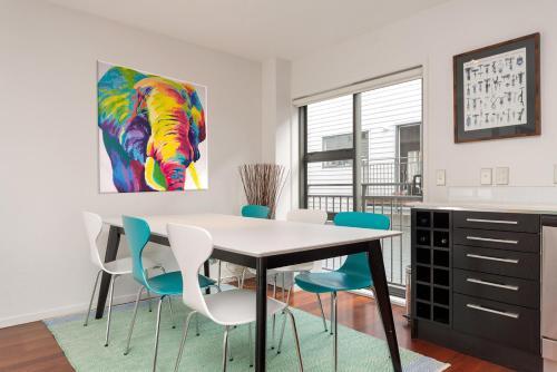 Apartamento Qv Modern 3 Level Sunny Townhouse (640)