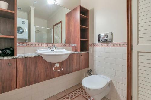 Qv Central Modern Harbour Apartment