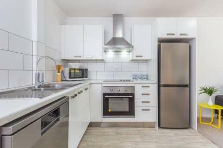 Peaceful Apartment At Victoria Park