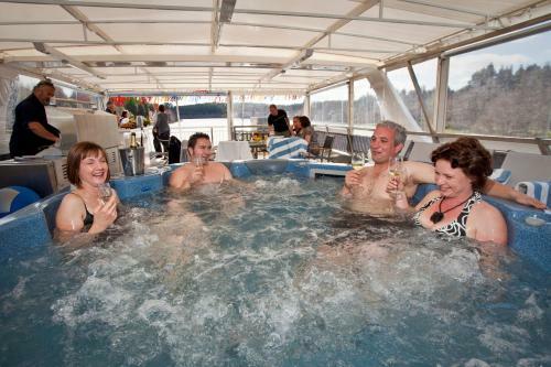 Discovery River Cruises Ltd
