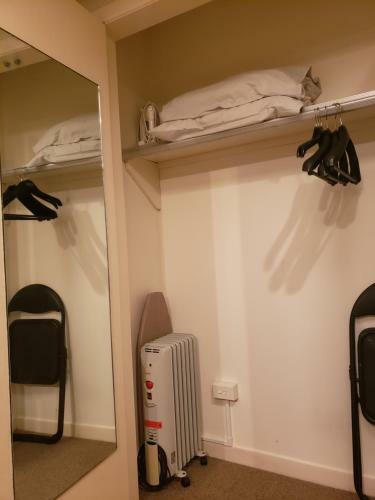 Hostal 25 Glenfell Place - Cozy Studio