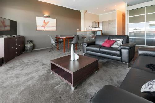 Qv Cbd Waterfront Apartment Balcony Wifi - 707