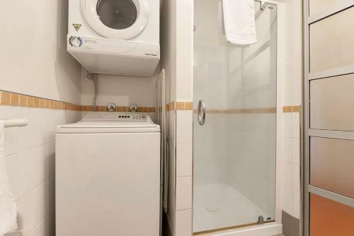 Qv Cbd Waterfront Apartment Balcony Wifi - 707