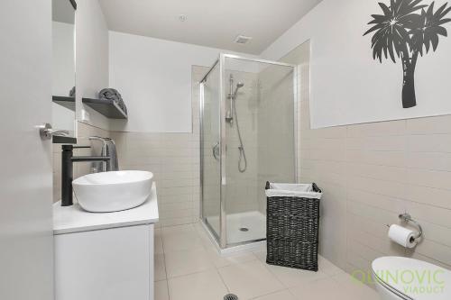 Qv Comfortable Waterfront Apartment - 848
